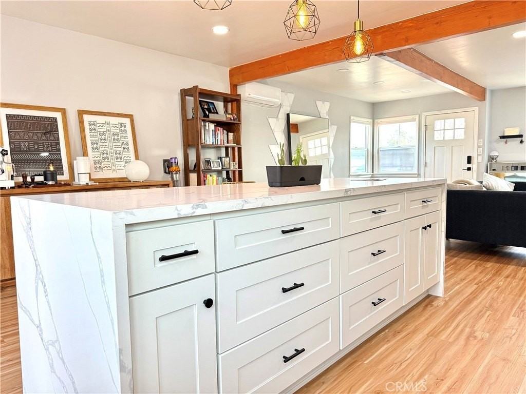 115 W Valencia Ave #B - Photo 7 of 25