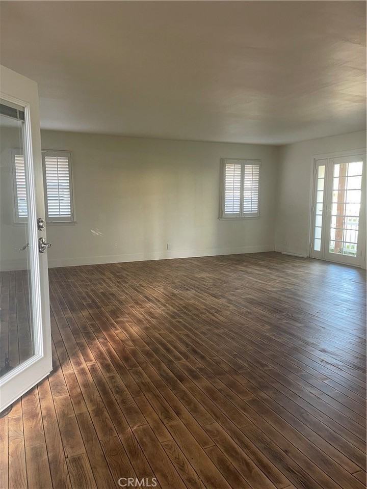 1310 W Chandler St - Photo 4 of 8