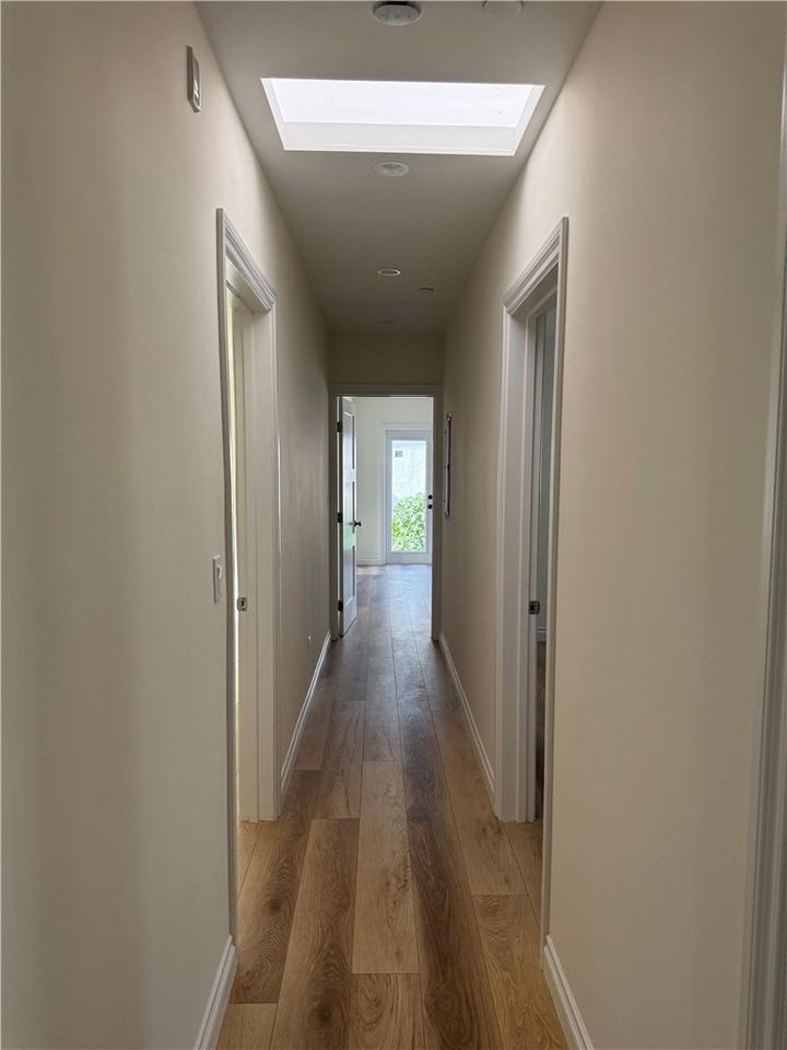 1133 S 2nd St - Photo 6 of 9