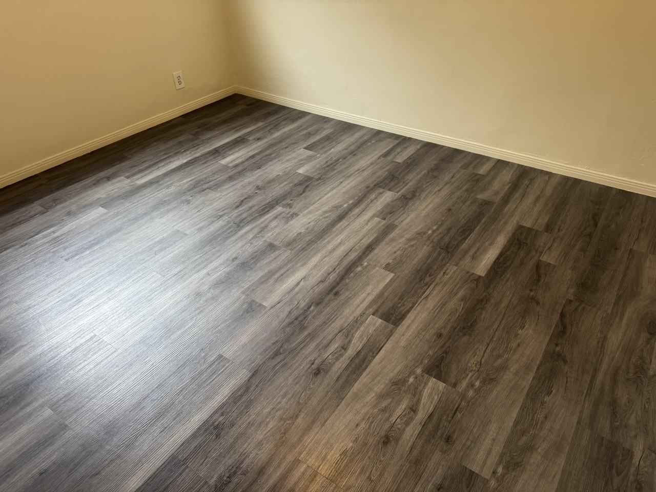 2128 West Florence Avenue - Photo 3 of 14