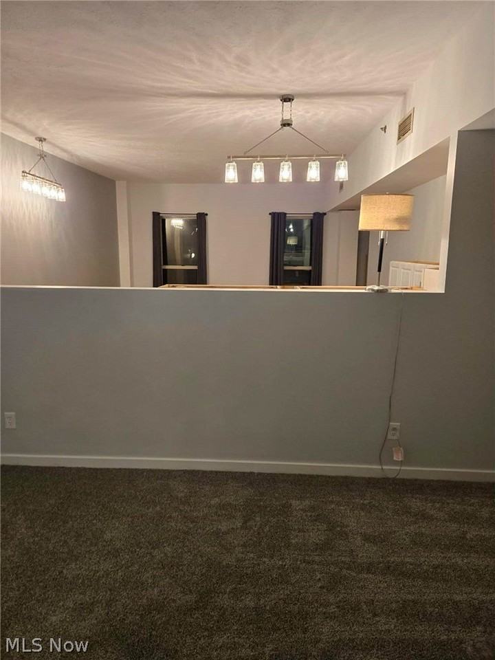 408 W Saint Clair Ave Apt 309 #309 - Photo 6 of 7