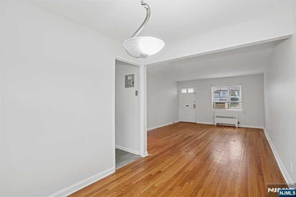 475 Colonial Ter - Photo 6 of 21