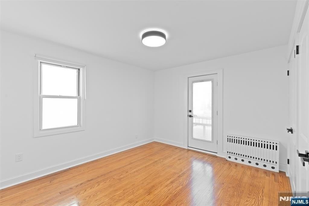 66 Wood St - Photo 6 of 17