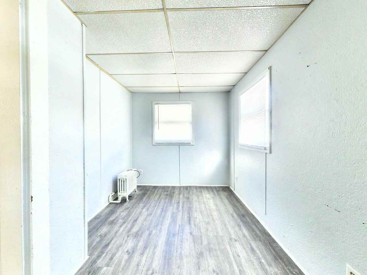 288 West Lawrence Street - Photo 2 of 9