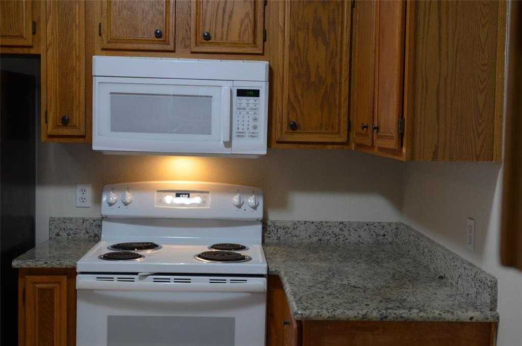 1111 Glen Creek Dr - Photo 5 of 13