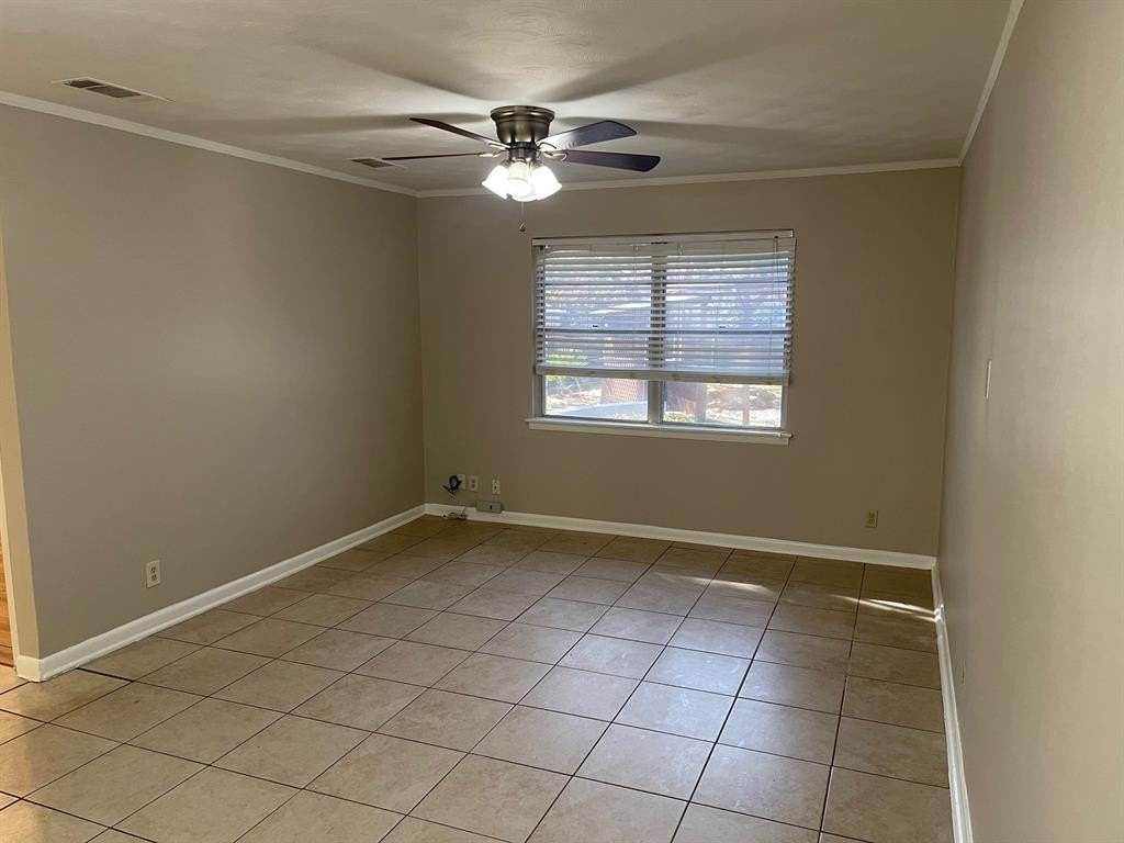 3601 Bryn Mawr Dr - Photo 5 of 15