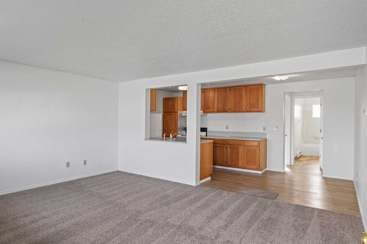 672 Ocean Shores Boulevard Northwest - Photo 4 of 50