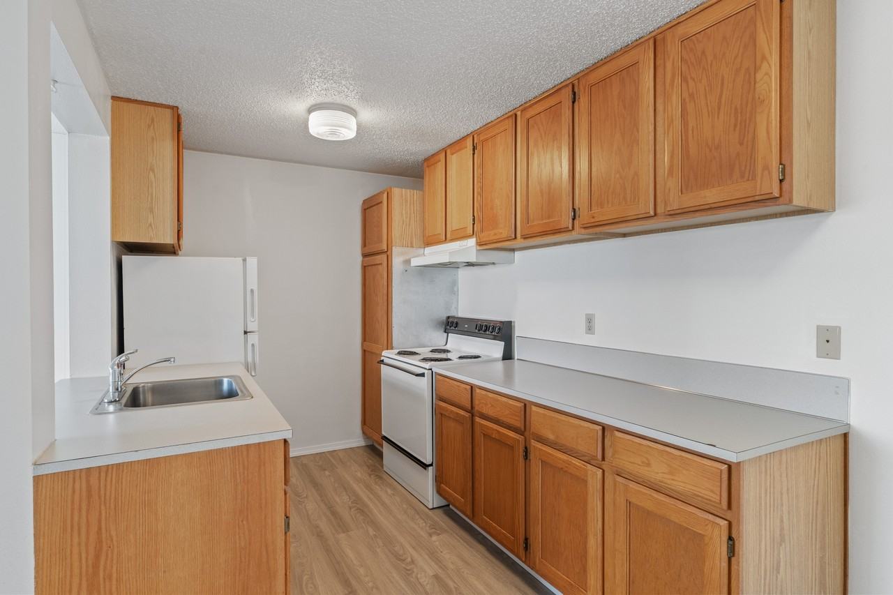 672 Ocean Shores Boulevard Northwest - Photo 7 of 50