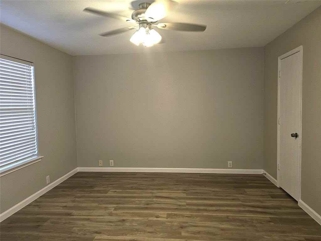 2405 Tisbury Way - Photo 7 of 23