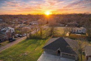 1205 Hemphill St - Photo 1 of 1