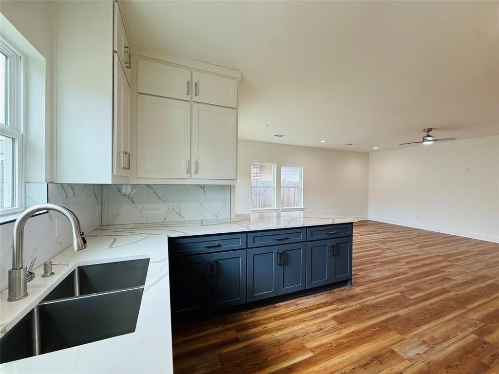 1205 Hemphill St - Photo 5 of 13