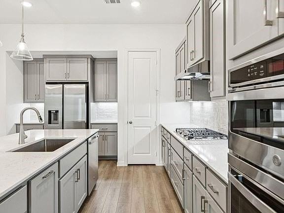 1193 Doris May Dr - Photo 3 of 15