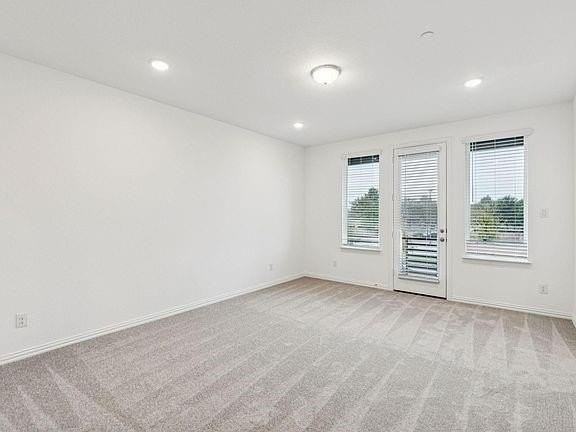 1193 Doris May Dr - Photo 7 of 15