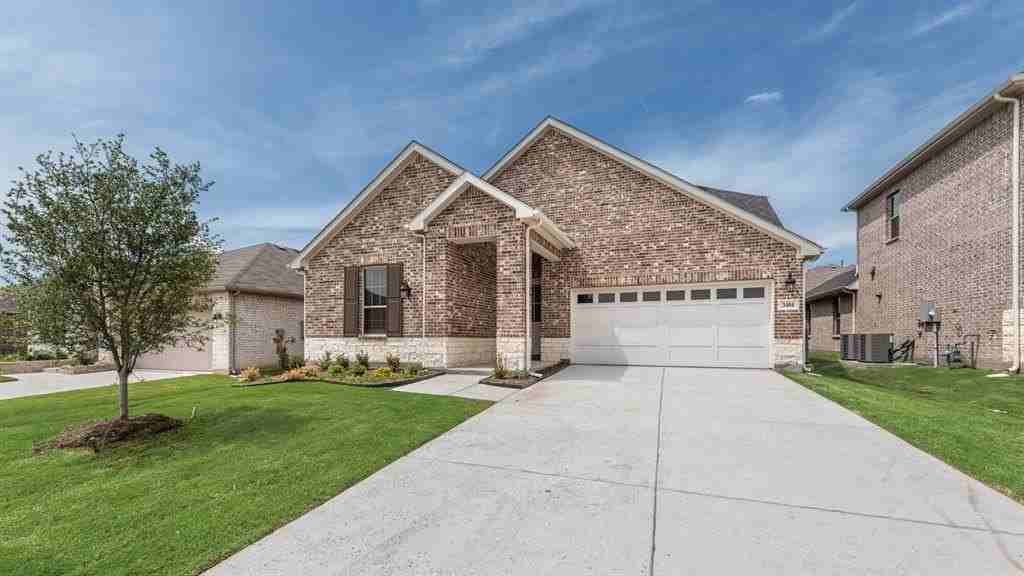 3404 Riverlawn Dr - Photo 3 of 29