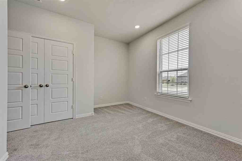 3404 Riverlawn Dr - Photo 6 of 29