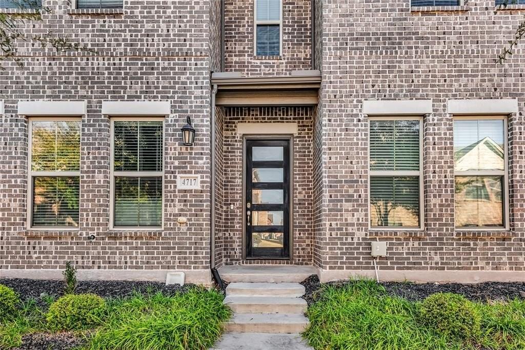 4717 Piedras Lanzar Dr - Photo 3 of 36