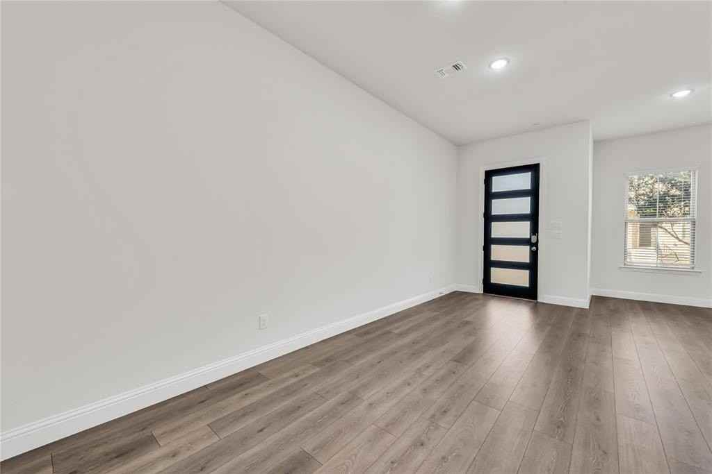 4717 Piedras Lanzar Dr - Photo 4 of 36