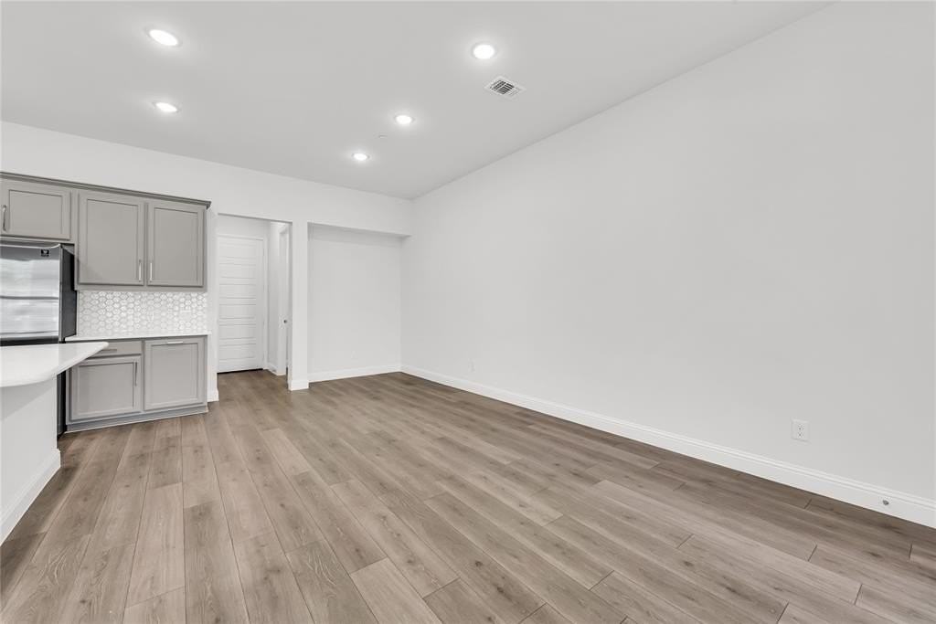 4717 Piedras Lanzar Dr - Photo 5 of 36