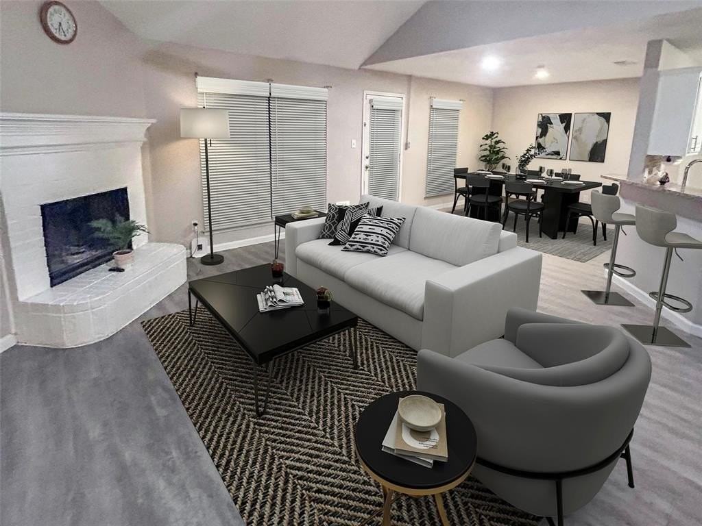 341 Mcmurtry Dr - Photo 2 of 17