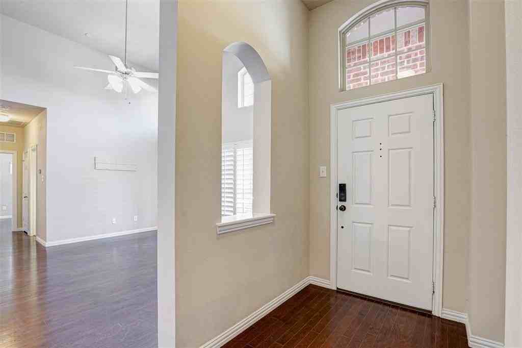 5633 Hummingbird Ln - Photo 3 of 25