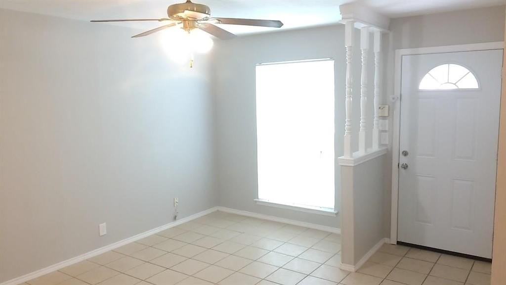 1008 Scott Dr - Photo 3 of 15