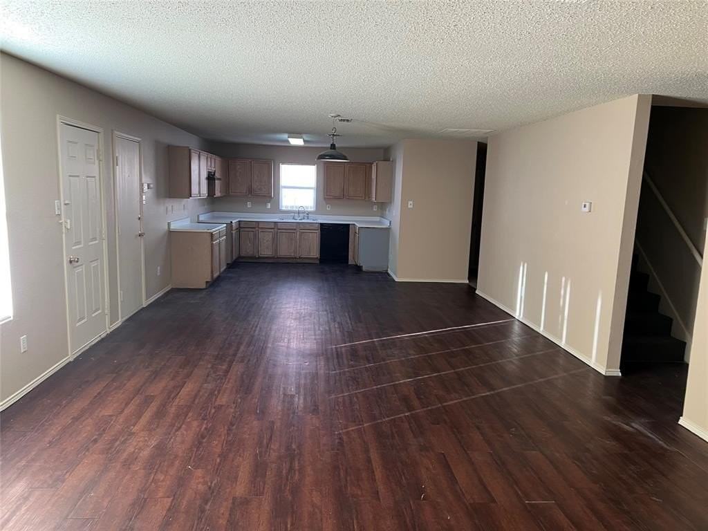 1253 Highview Dr - Photo 5 of 14