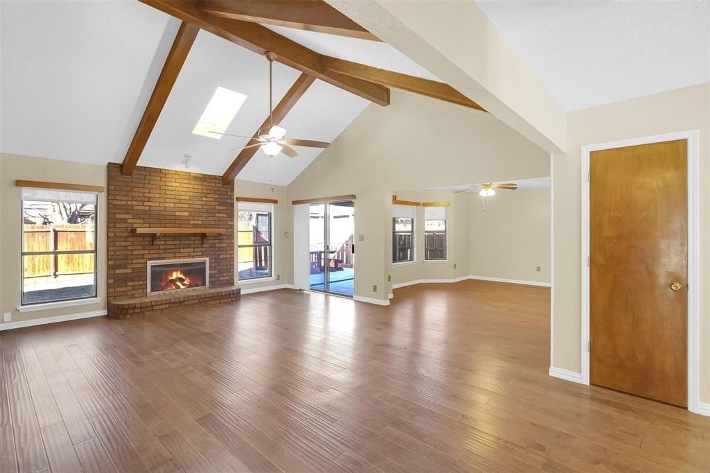 6300 Aires Dr - Photo 5 of 28