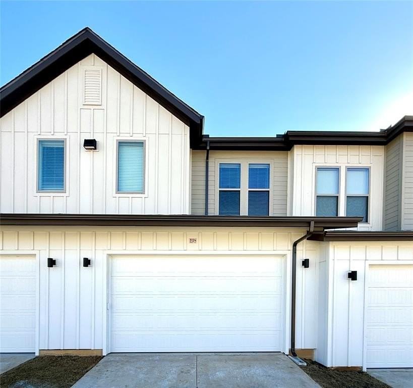 3124 Bennett Dr #23-102 - Photo 3 of 40