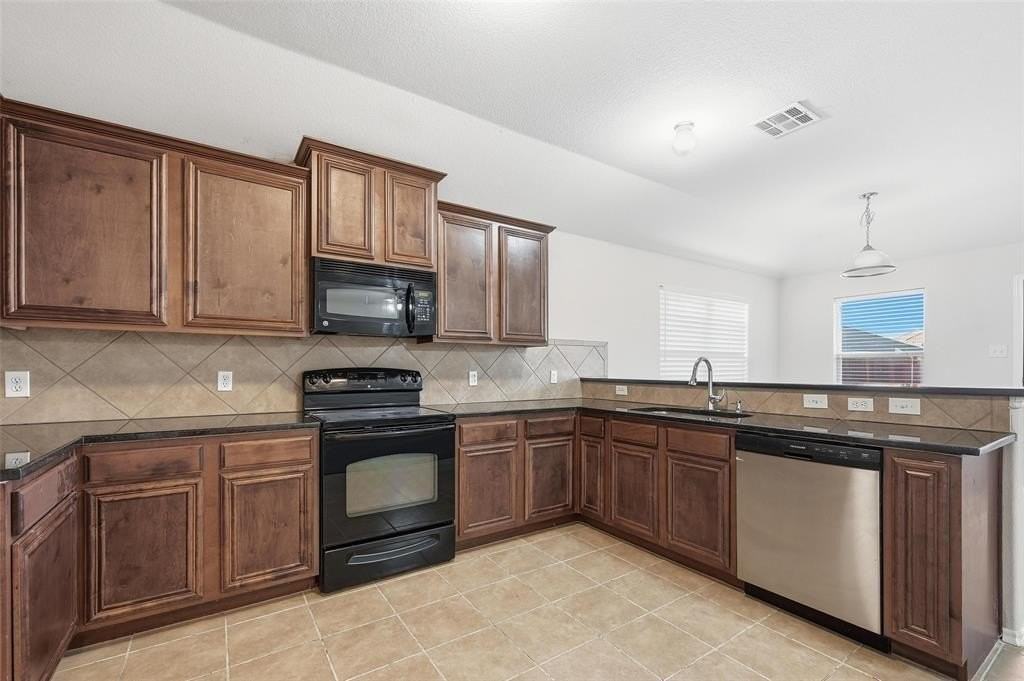 139 Meadow Crest Dr - Photo 2 of 21