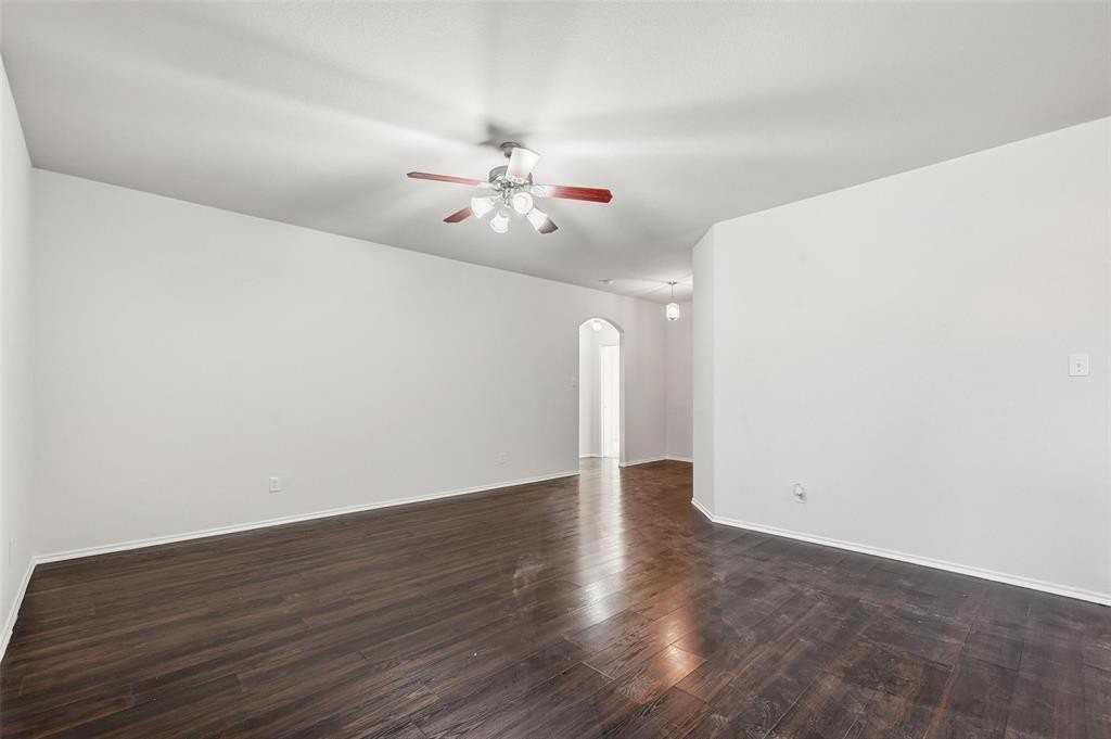 139 Meadow Crest Dr - Photo 5 of 21