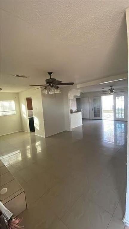 2517 Chevy Chase Dr - Photo 6 of 14