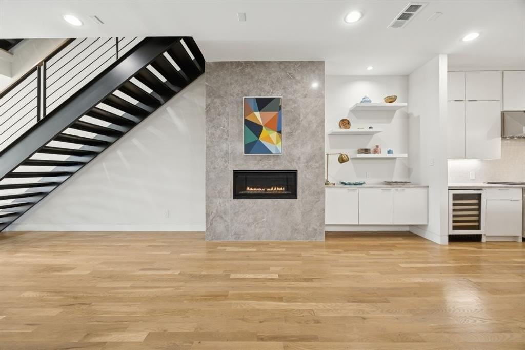 3672 Asbury St - Photo 7 of 36