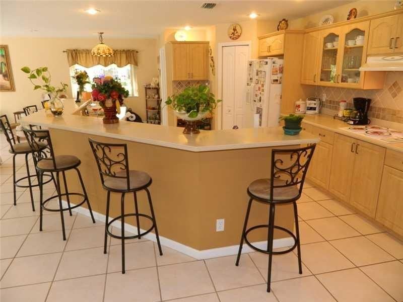 19301 Nw 10th St - Photo 2 of 16