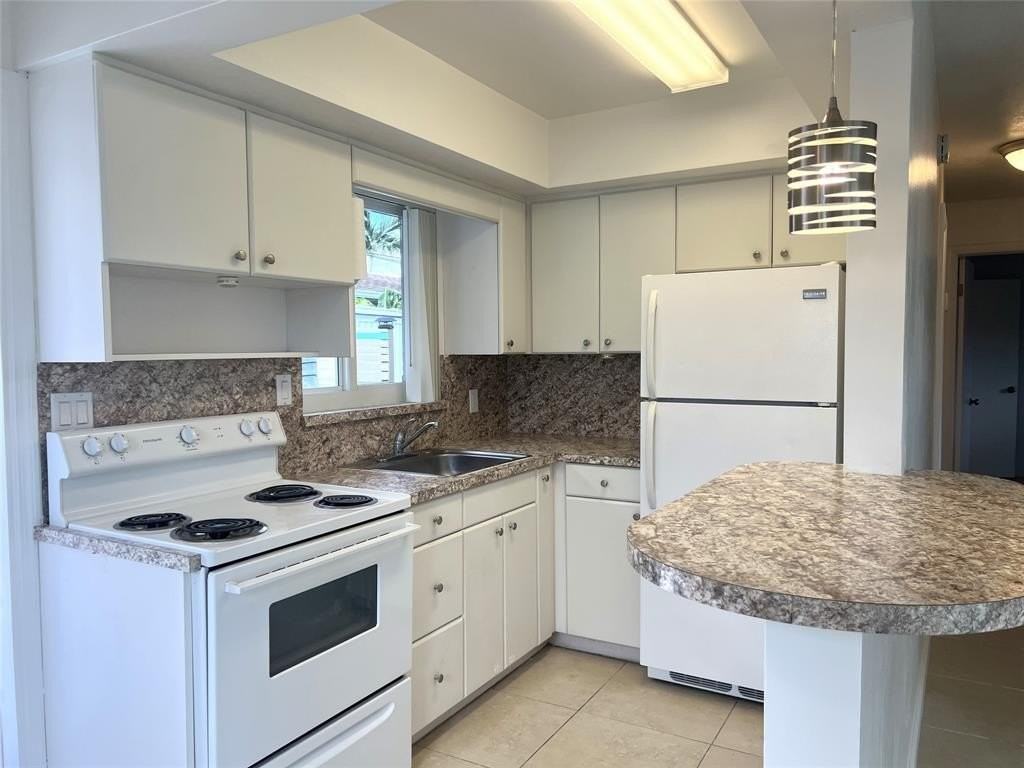 4331 Ne 5th Ave #4331 - Photo 3 of 10