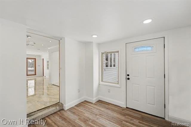 17743 W Outer Dr - Photo 5 of 15