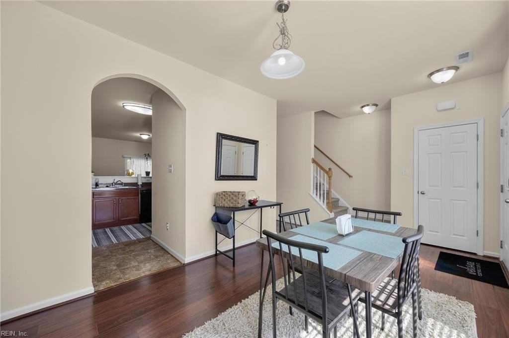 2039 Genevieve Trl - Photo 5 of 27