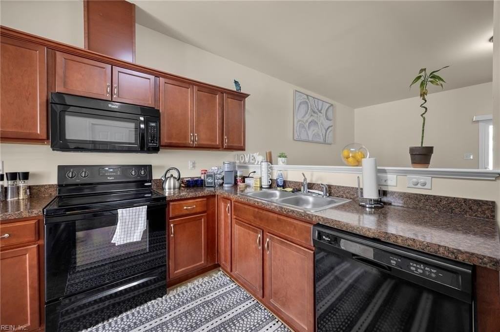 2039 Genevieve Trl - Photo 7 of 27