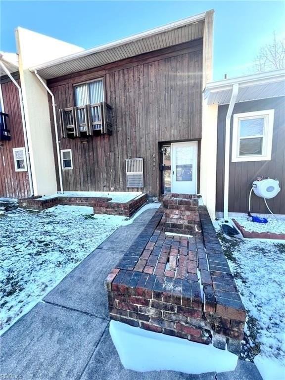 6445 Edward St - Photo 2 of 48