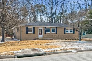 featured image of 480 Richneck Rd