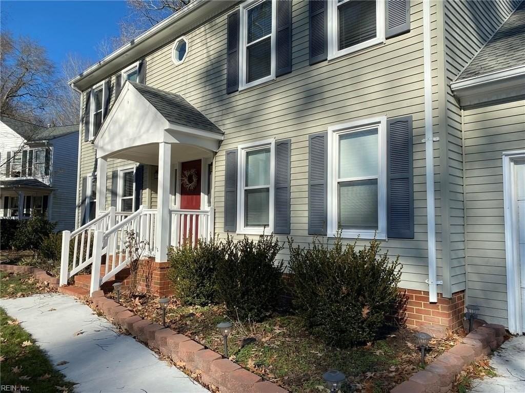 1310 Danielle Ct - Photo 2 of 35