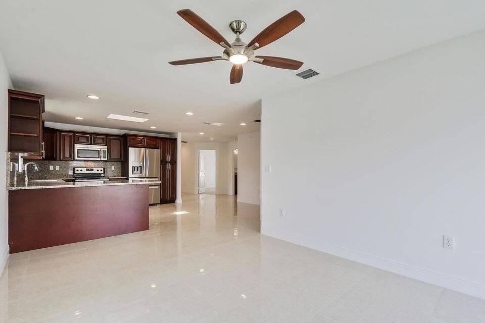 121 Swain Blvd - Photo 4 of 9