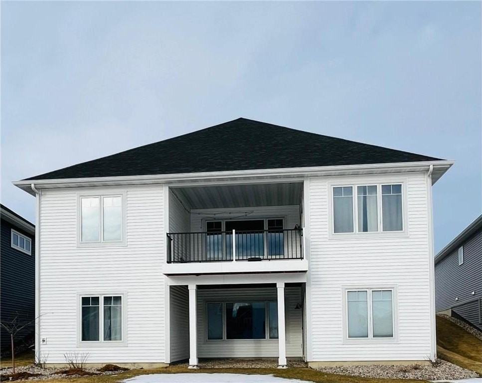 1935 Mulberry Ln - Photo 3 of 36