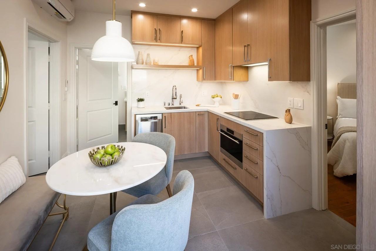 1700 Picket Fence Dr - Photo 7 of 33