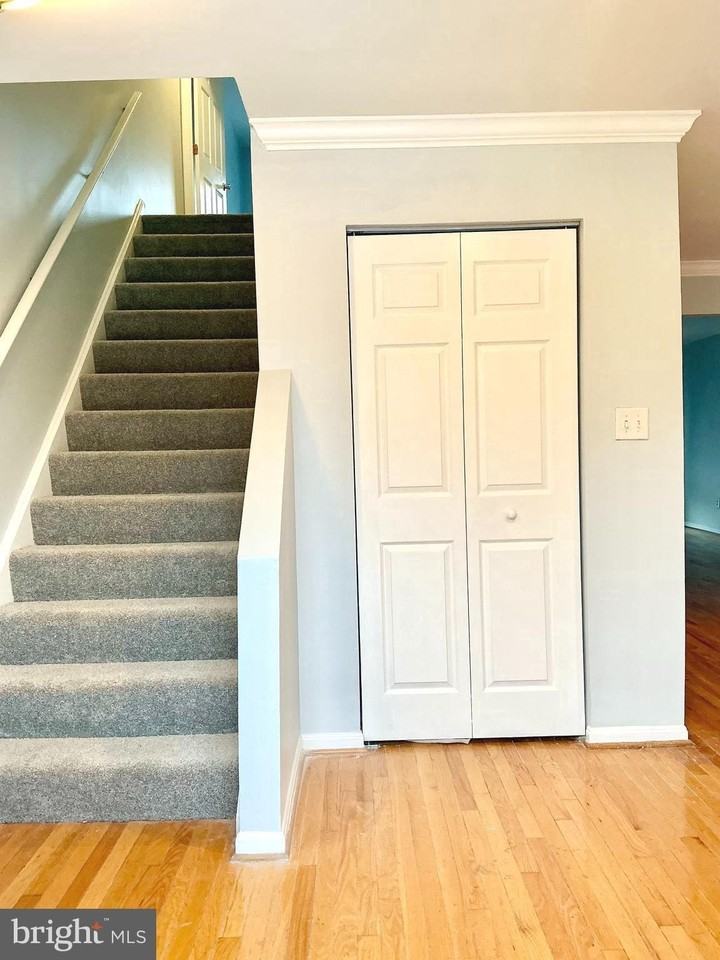 4620 H St Se - Photo 2 of 17