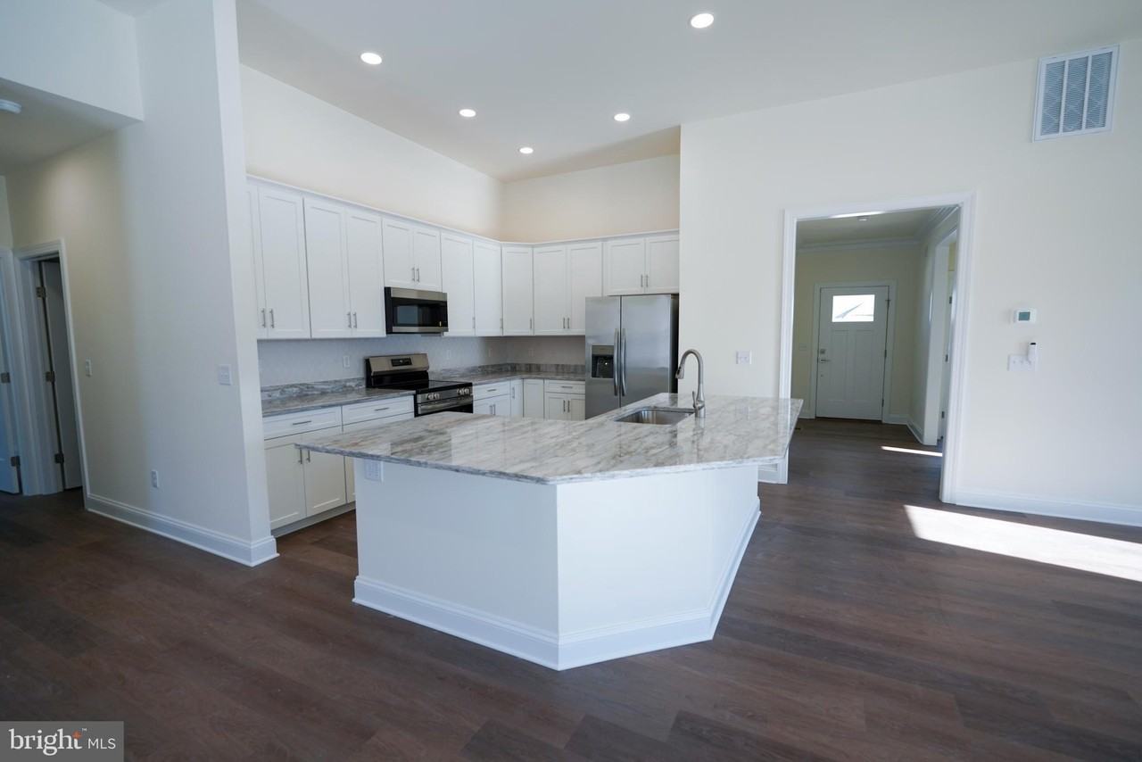 32904 Peach Tree Ln - Photo 2 of 14