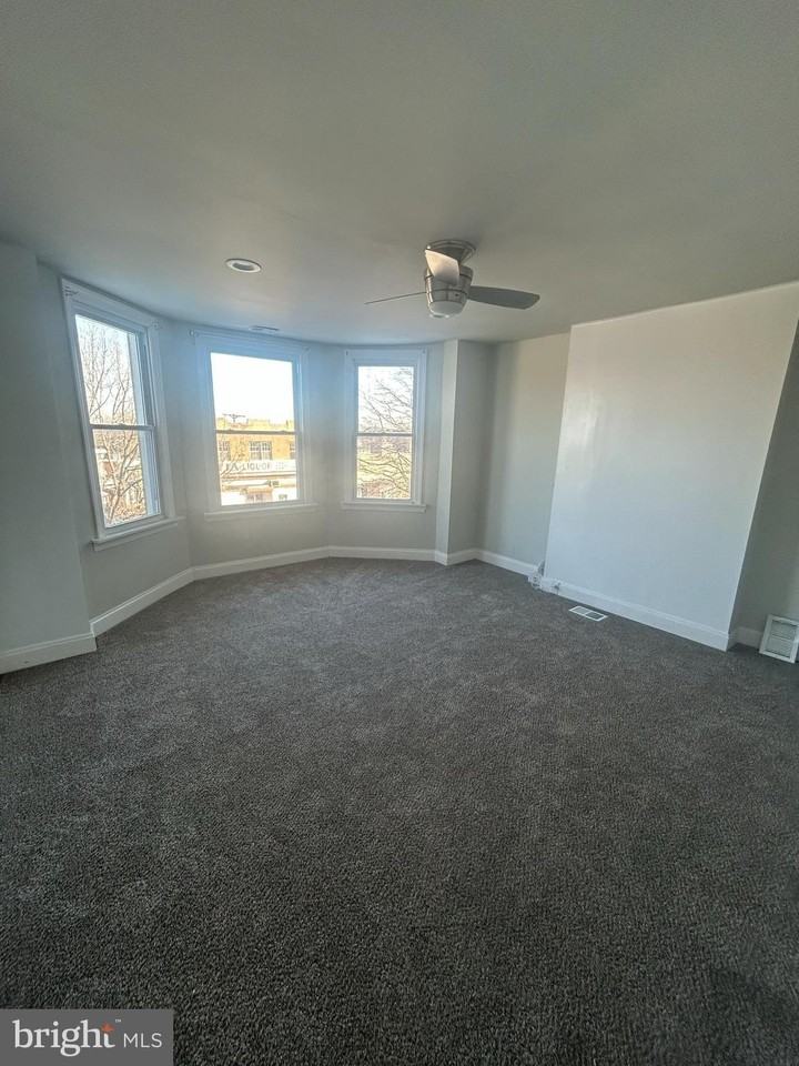 4638 York Rd - Photo 2 of 14