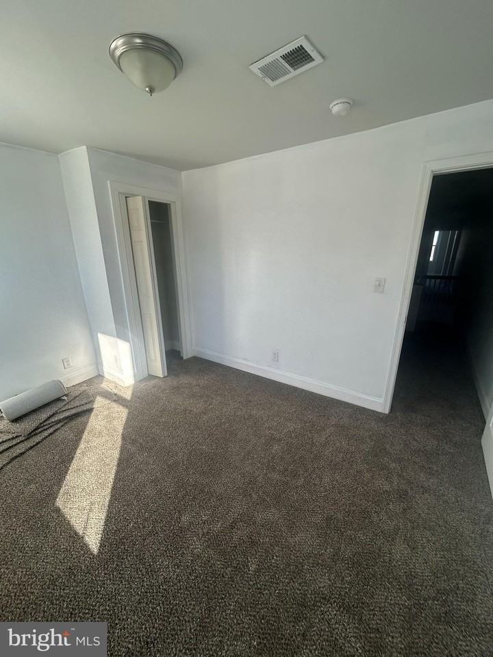 4638 York Rd - Photo 5 of 14