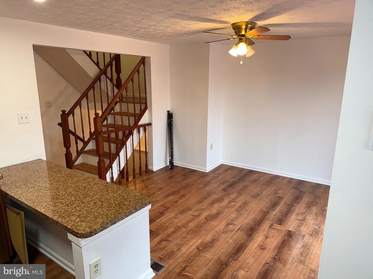 9252 Pirates Cv - Photo 7 of 32