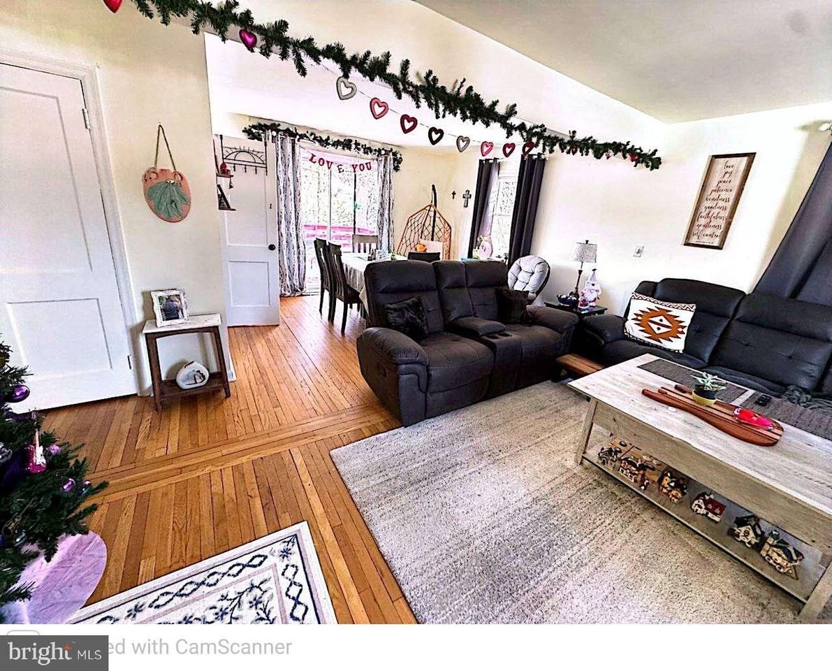 409 Swarthmore Rd - Photo 6 of 14