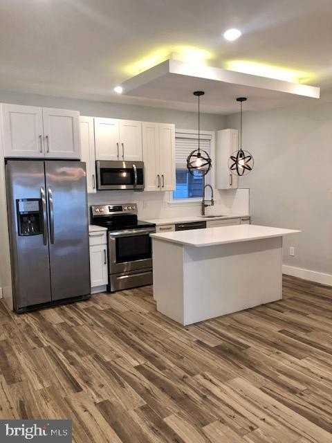 2564 Frankford Ave Apt 1 #1 - Photo 2 of 17